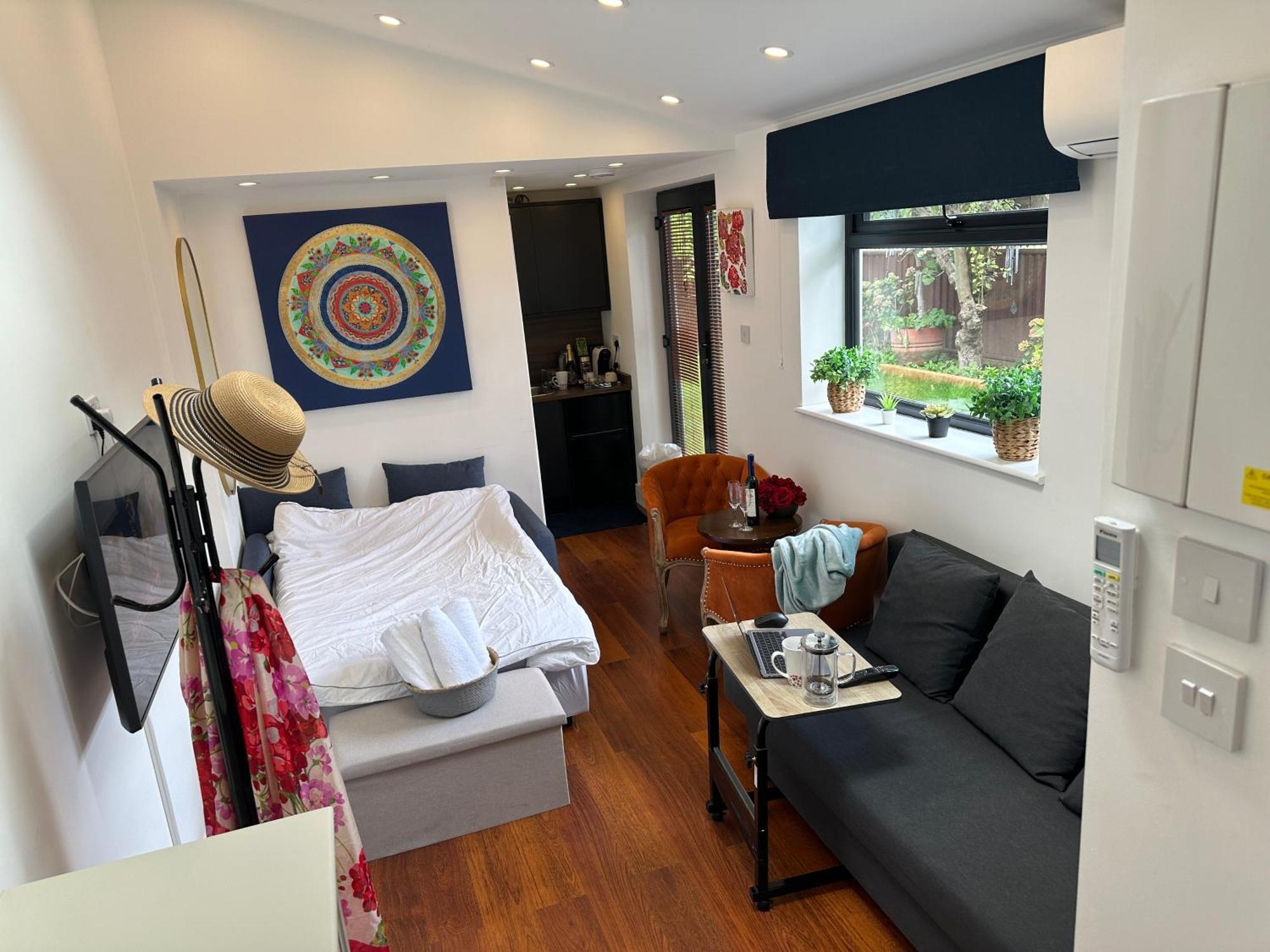 Bespoke Gallery Guesthouse Hendon Eksteriør billede